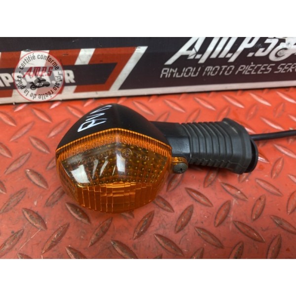 Clignotant avant droit 