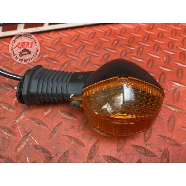 Clignotant avant droit 