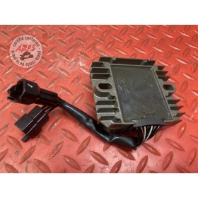 Regulateur de tension 