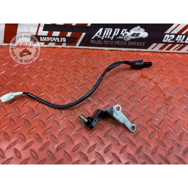 Contacteur de feux stop arrière avec son support 