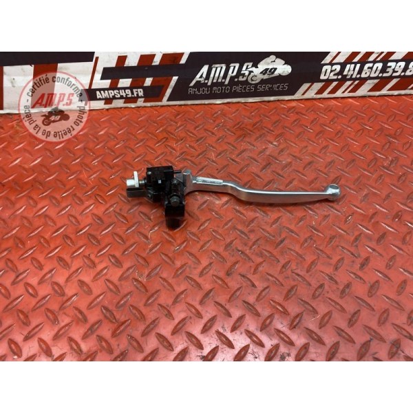 Cocotte d'embrayage avec levier 