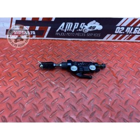 Maitre cylindre de frein arriere 