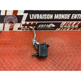 Maitre cylindre de frein avant 