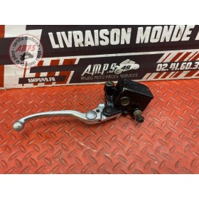 Maitre cylindre de frein avant 