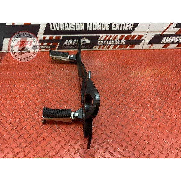 Platine repose pied droite 