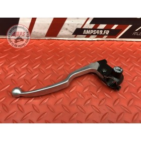 Cocotte d'embrayage avec levier