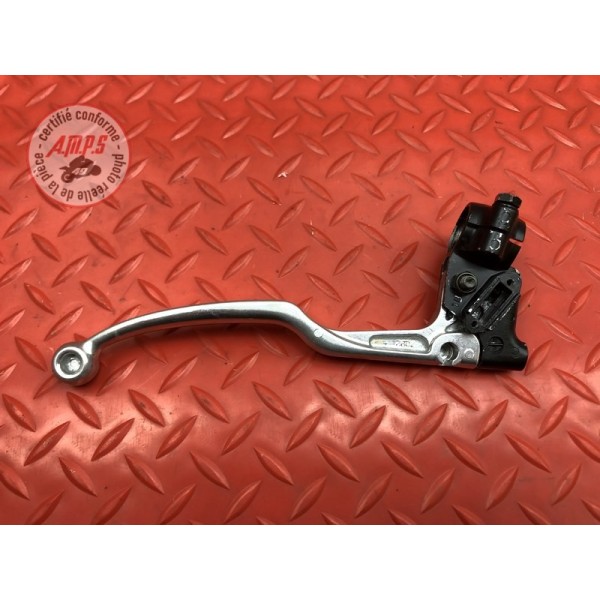 Cocotte d'embrayage avec levier 