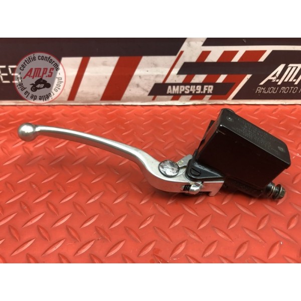 Maitre cylindre de frein avant