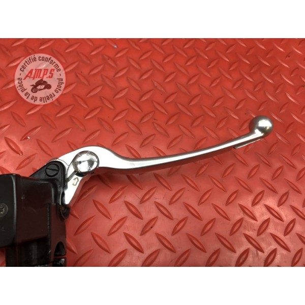 Maitre cylindre de frein avant 