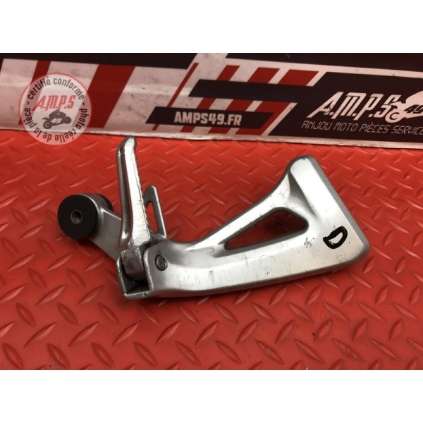 Platine repose pied passager droite