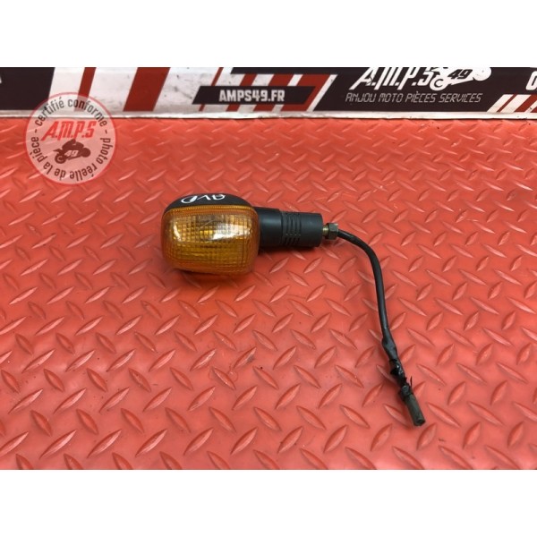 Clignotant avant droit