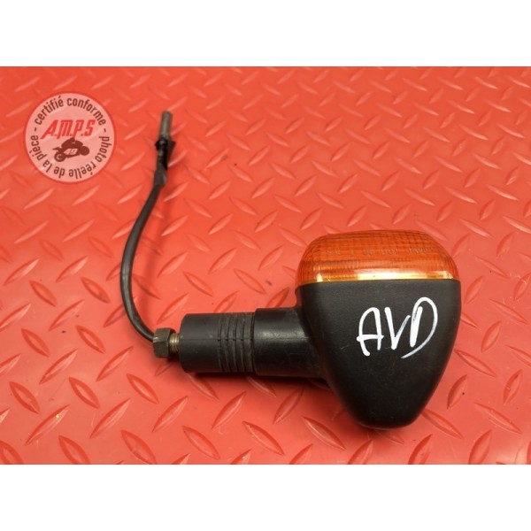 Clignotant avant droit 