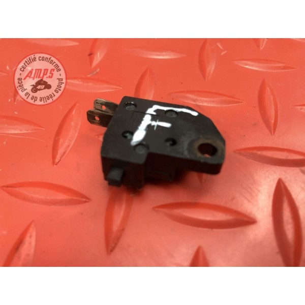 Contacteur de frein avant 