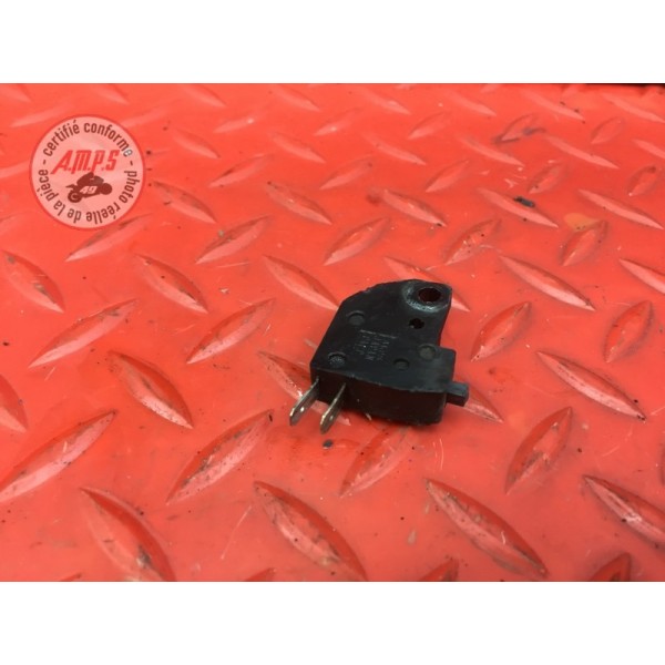 Contacteur de frein avant 