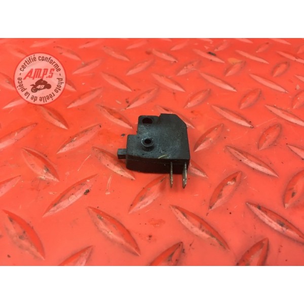 Contacteur de frein avant 