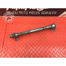 Axe de roue arriere 