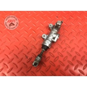 Maitre cylindre de frein arriere 
