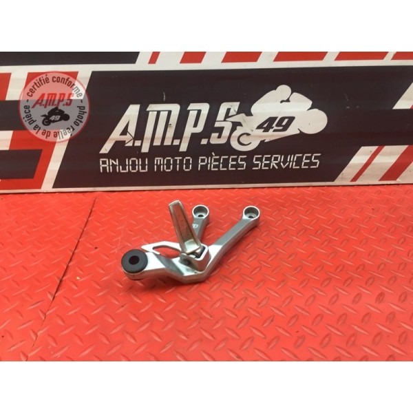 Platine repose pied passager droite 