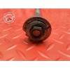 Axe de roue arriere