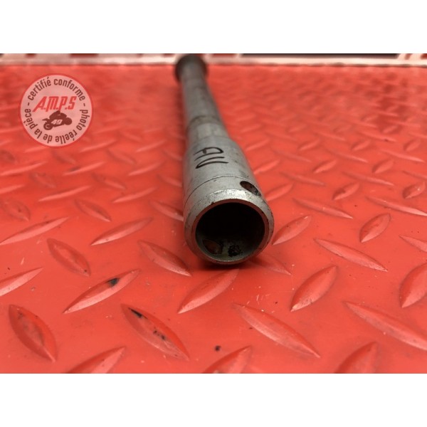 Axe de roue avant 