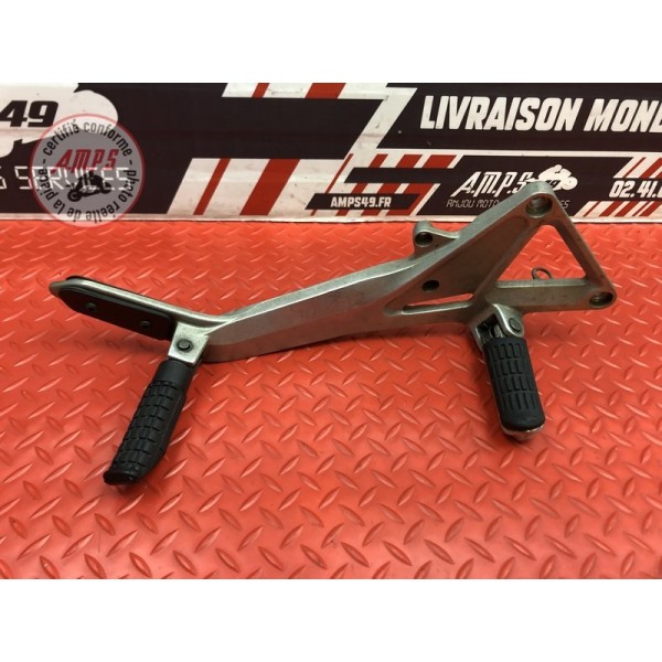 Platine repose pied droite 