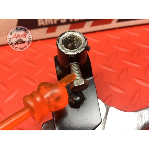 Cocotte d'embrayage avec levier 