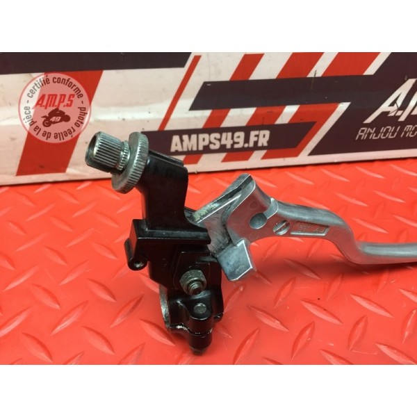 Cocotte d'embrayage avec levier 