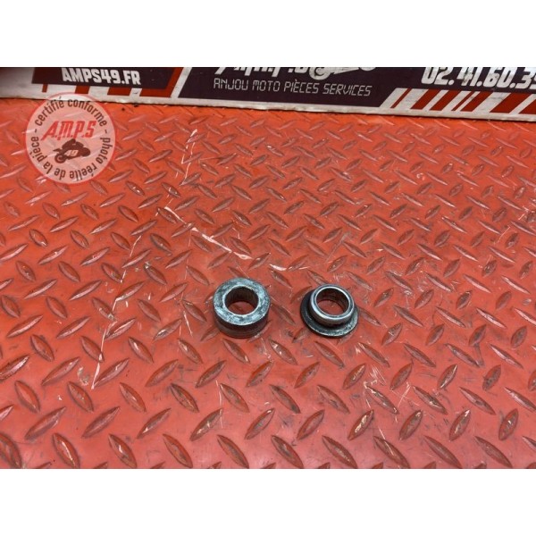 Entretoise d'axe de roue arriere