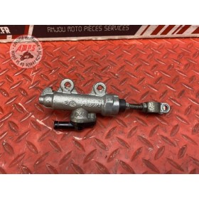 Maitre cylindre de frein arriere 