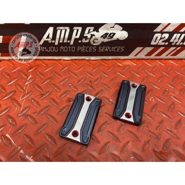 Paire couvercle de maitre cylindre adaptable 