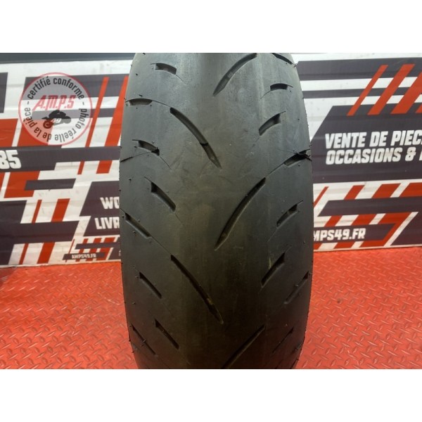Pneu arrière 
