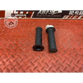 Tube d'accelerateur avec revetement 