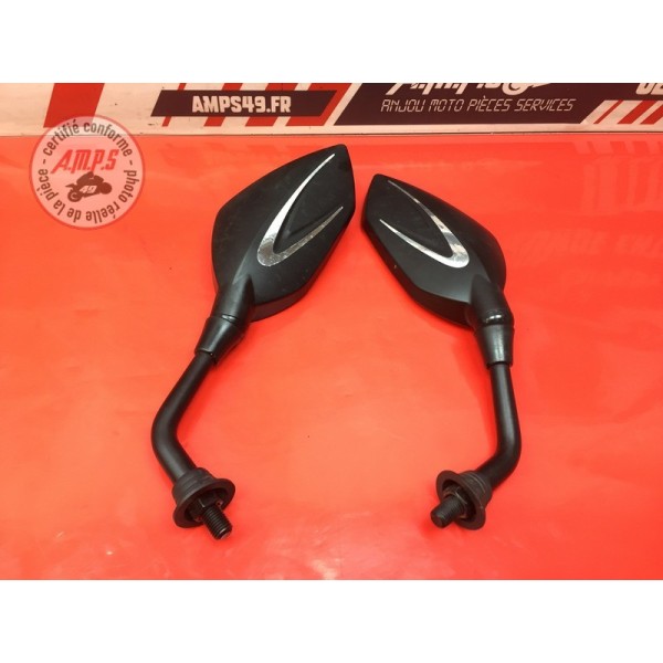 Paire de retroviseur adaptable 