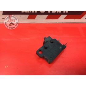 Contacteur de frein avant 