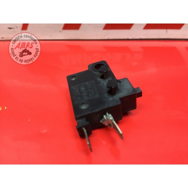 Contacteur de frein avant 