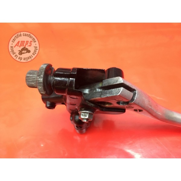 Cocotte d'embrayage avec levier 