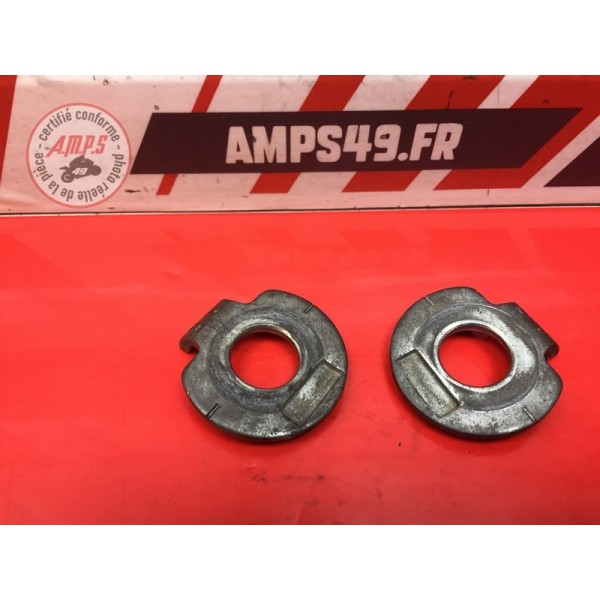 Entretoise d'axe de roue arriere