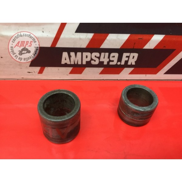 Entretoise de roue avant