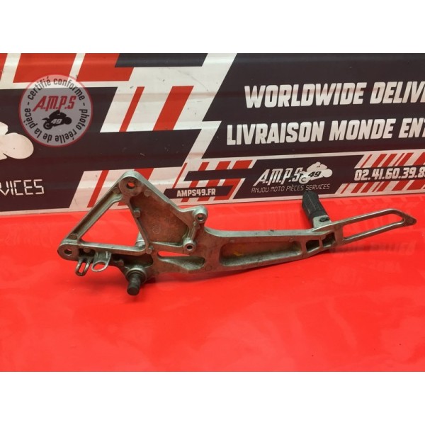 Platine repose pied droite 