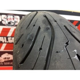 Pneu arrière 