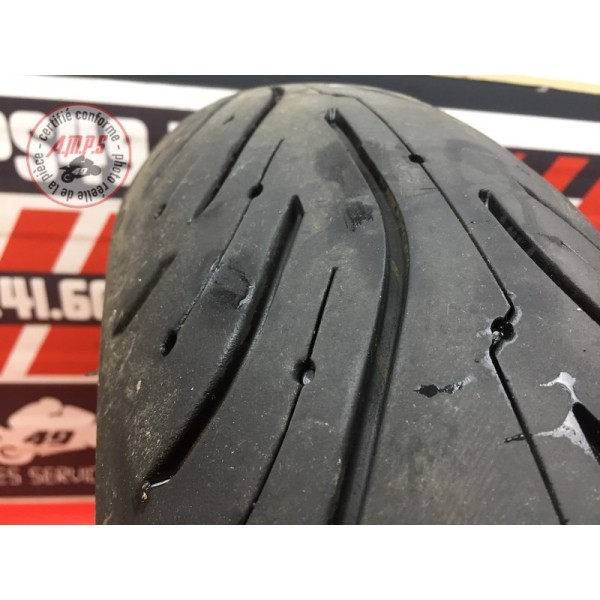 Pneu arrière 