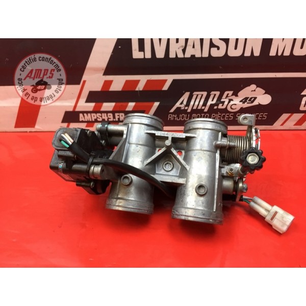 Rampe d'injection Kawasaki Ninja 300 R 2013 à 2015 