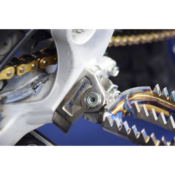 Support de repose-pieds titane SCAR Yamaha YZ250/450F