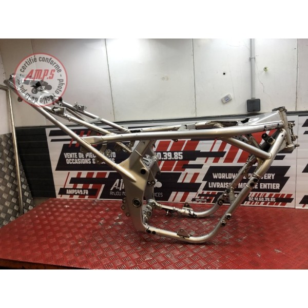 Cadre avec carte grise 