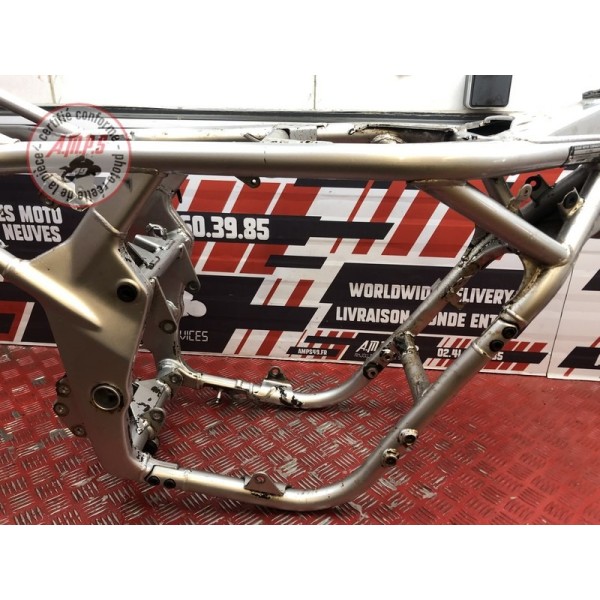 Cadre avec carte grise 