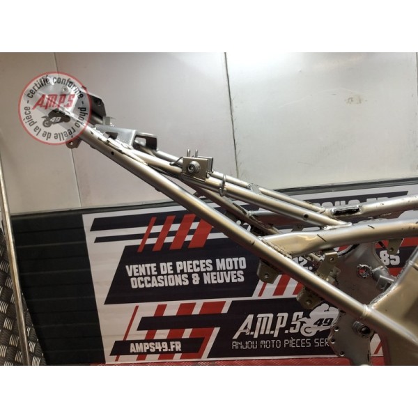 Cadre avec carte grise 