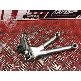 Platine repose pied passager droite 