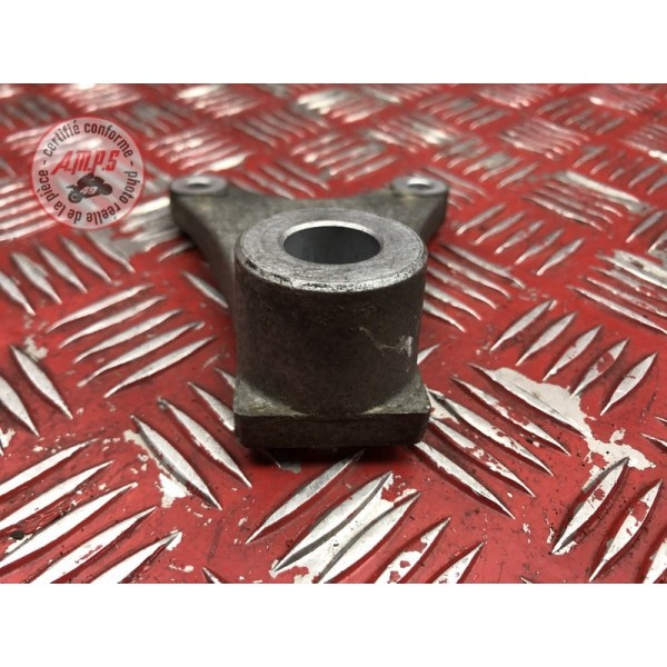 Support d'étrier de frein arrière 