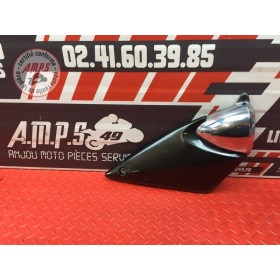 Cache sous reservoir droit 