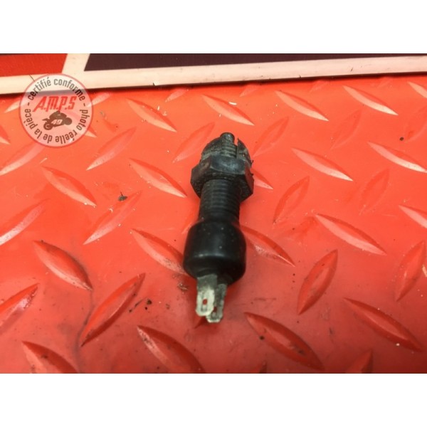 Contacteur de feux stop arrière 